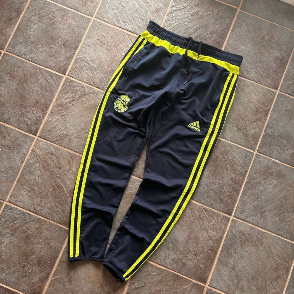 Vintage real Madrid adidas tracksuit pants